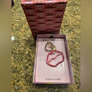 Betsey Johnson Pink Lips Rhinestone Keychain Bag Charm New in Box